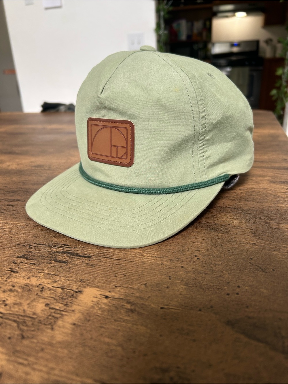 Unisex Light green rope trim hat with flat bill and faux leather patch - Picture 2 of 7